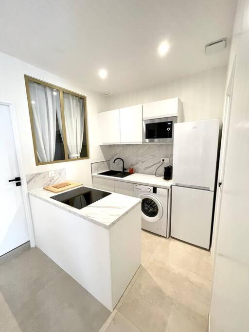 Appartement Moderne + Parking A 50M De La Mer La Ciotat Exterior photo